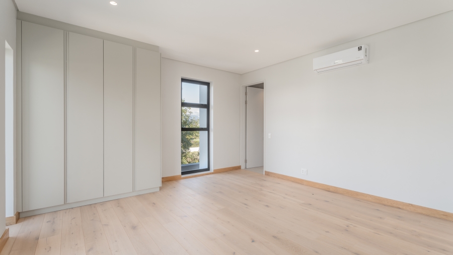 6 Bedroom Property for Sale in Val De Vie Estate Western Cape